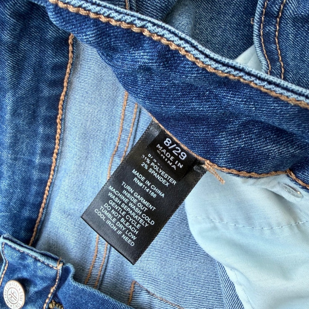 Frye Women Medium Wash Straight Leg Denim Jeans 8/29 - Picture 3 of 4